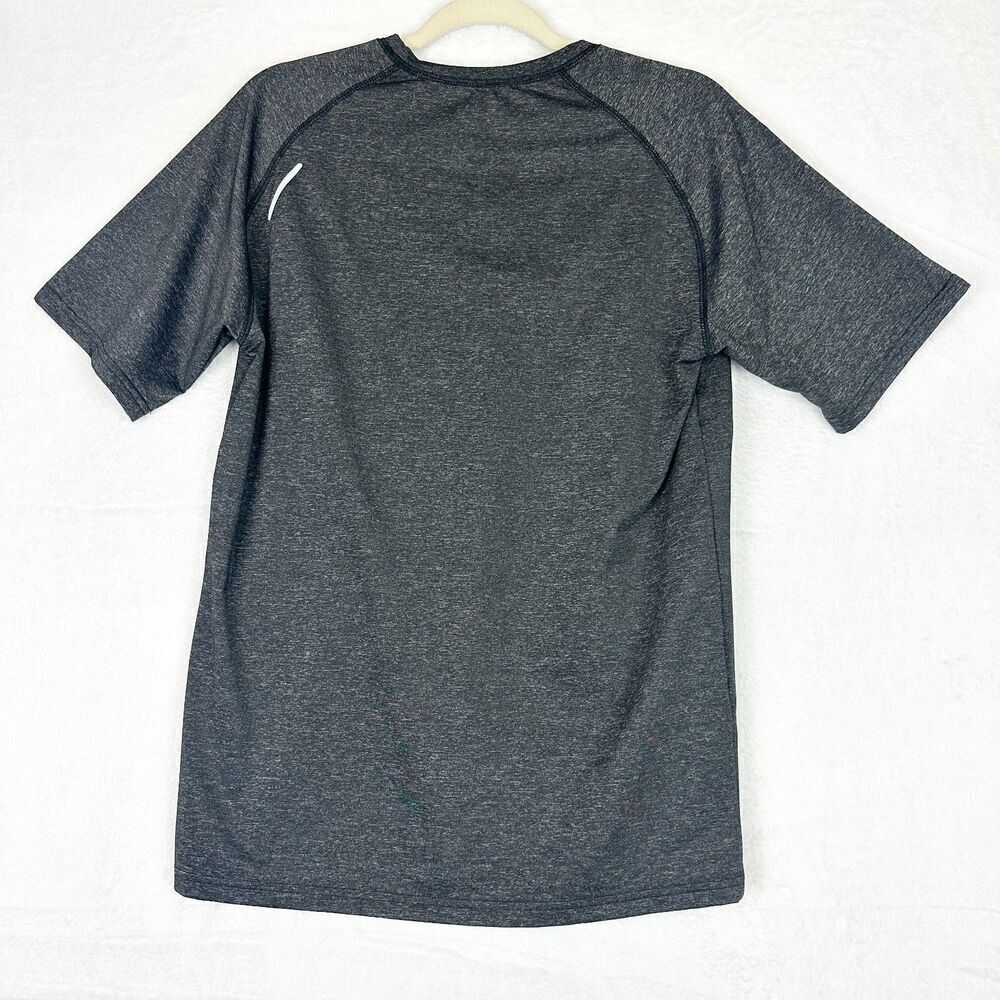Banded Accelerator Shirt Size Medium Steel Gray Short Sleeve Performance EUC - Picture 2 of 4